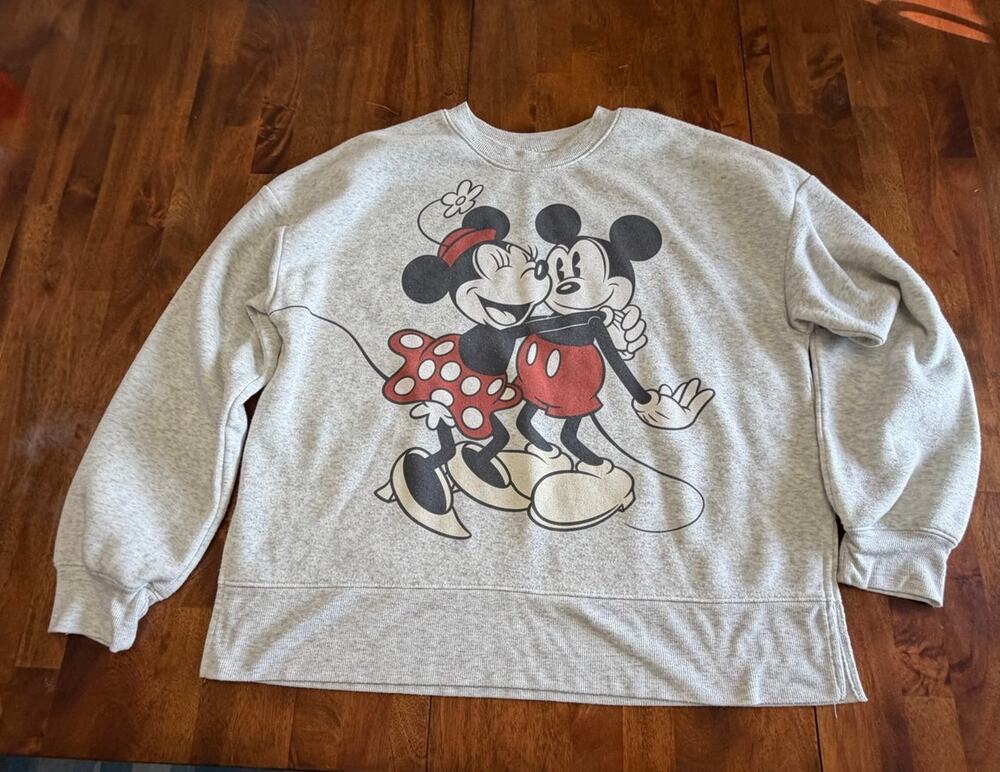 Disney Mickey Minnie Mouse Women’s L Gray Oversized Sweatshirt Side Slits